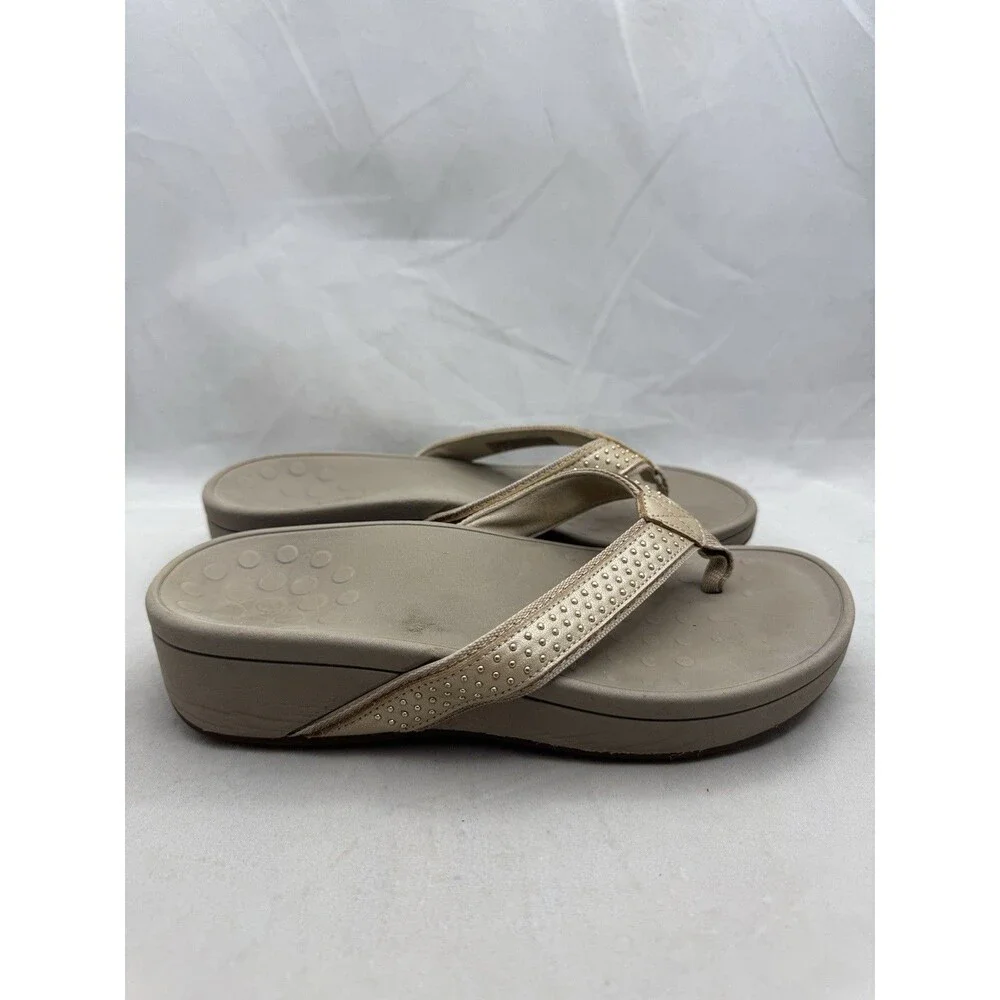 Vionic Pacific Kehoe Leather Sandals Gold Stud Thong Wedge Flip Flops Size 8 - Picture 3 of 5